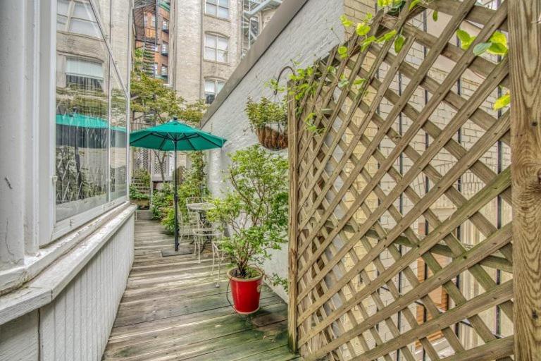 Mount Vernon Apartment Rear 巴尔的摩 外观 照片