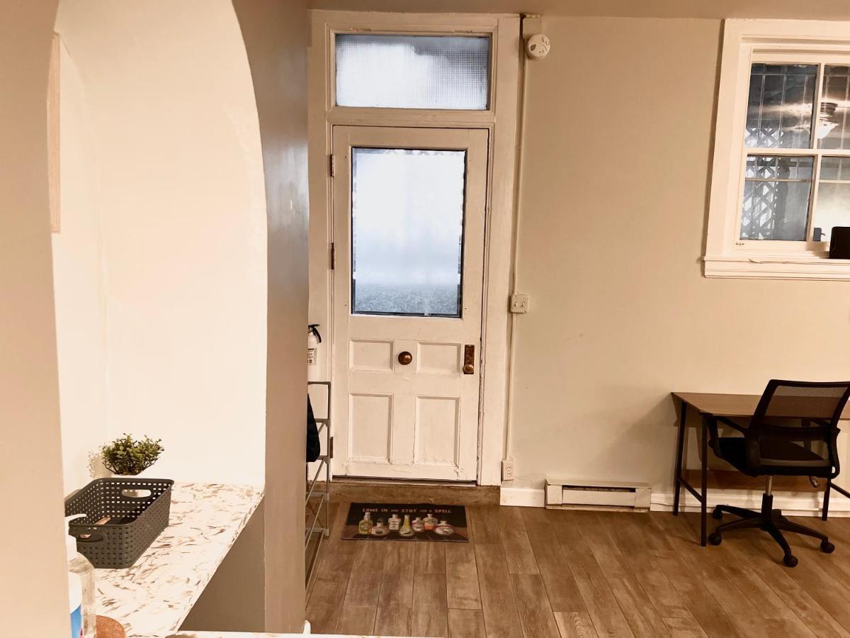 Mount Vernon Apartment Rear 巴尔的摩 外观 照片
